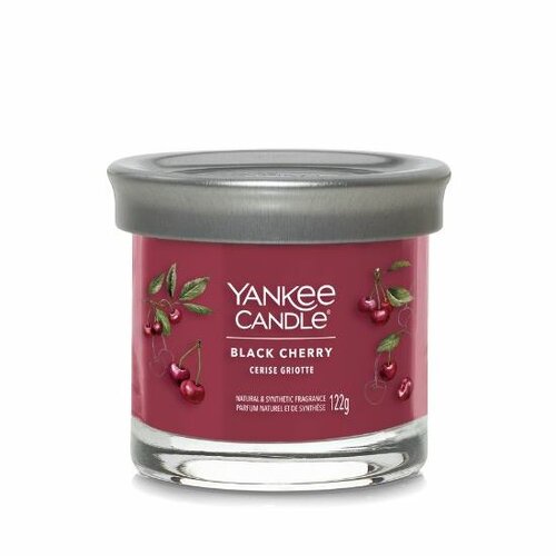 Yankee Candle vonná svíčka Signature Tumbler ve skle malá Black Cherry